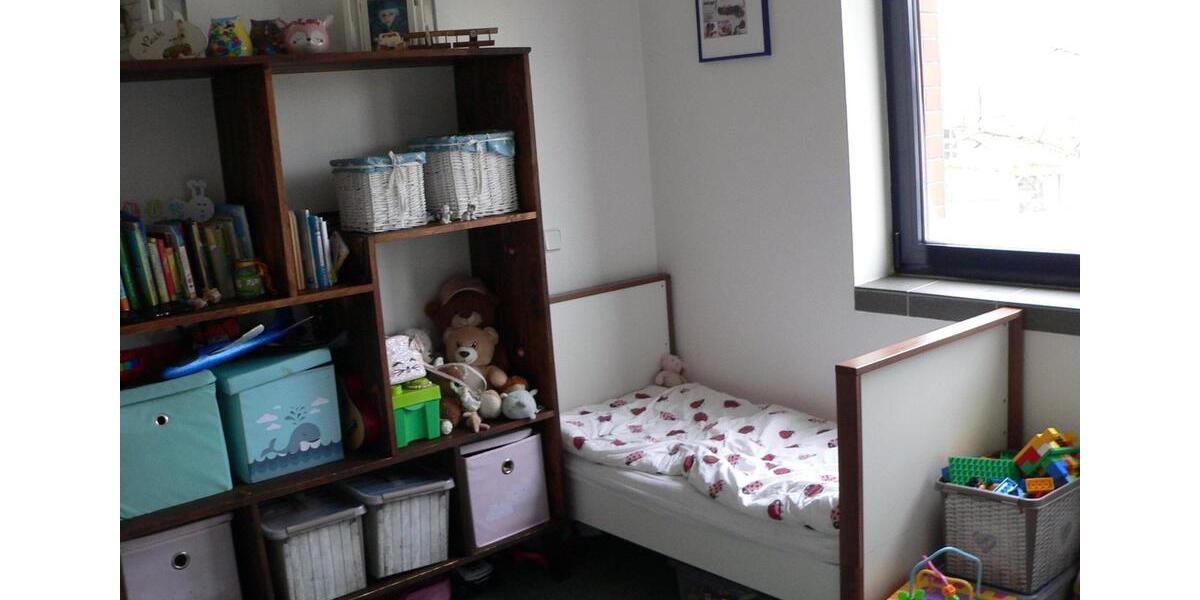 Etagenwohnung Uetze - 3 Zimmer, 102 m&sup2;, 1.070&euro; | Angebot:19138026