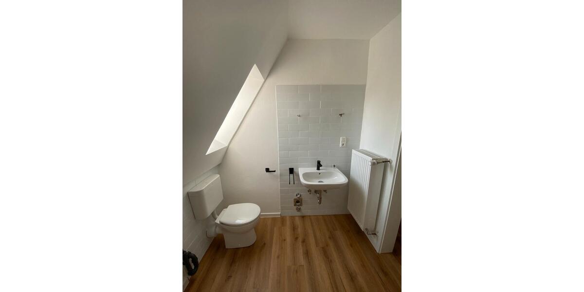 Etagenwohnung Amberg - 4 Zimmer, 77 m&sup2;, 750&euro; | Angebot:26050537