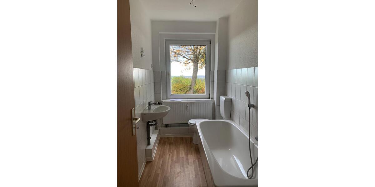 Erdgeschoßwohnung Stollberg (Erzgebirge) - 3 Zimmer, 65 m&sup2;, 370&euro; | Angebot:25320345