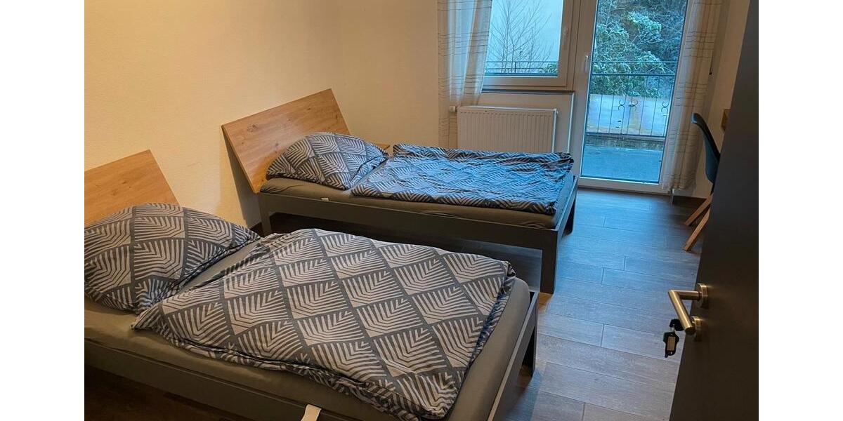 Wohnen auf Zeit Brachttal - 8 Zimmer, 16 m&sup2;, 12&euro; | Angebot:26197834