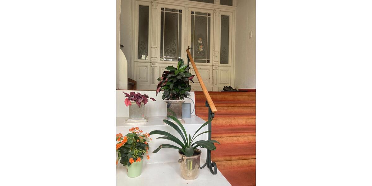 Etagenwohnung Marktredwitz - 7 Zimmer, 230 m&sup2;, 1.200&euro; | Angebot:26469947