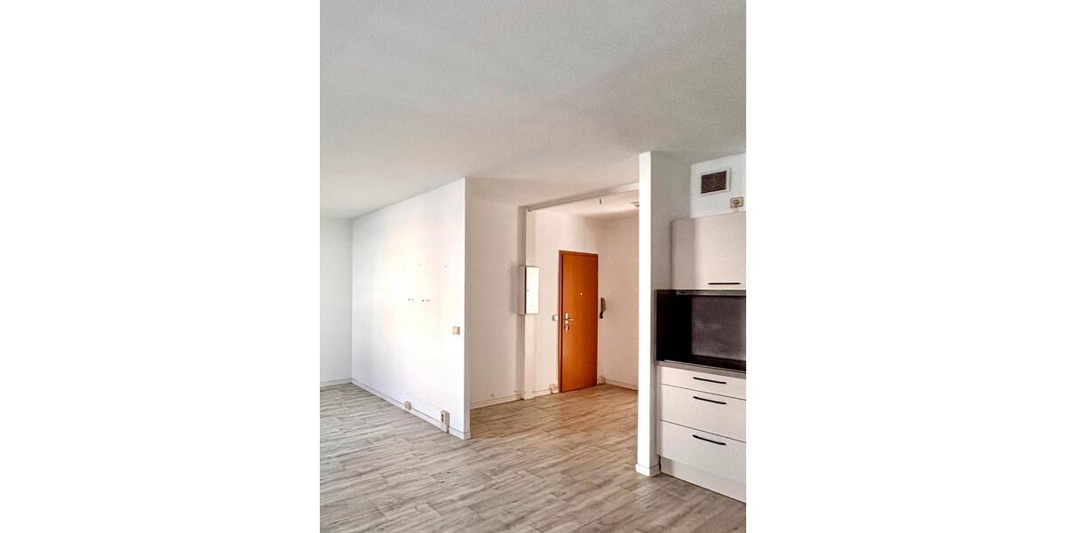 Erdgeschoßwohnung Suhl - 3 Zimmer, 70 m&sup2;, 400&euro; | Angebot:19517504