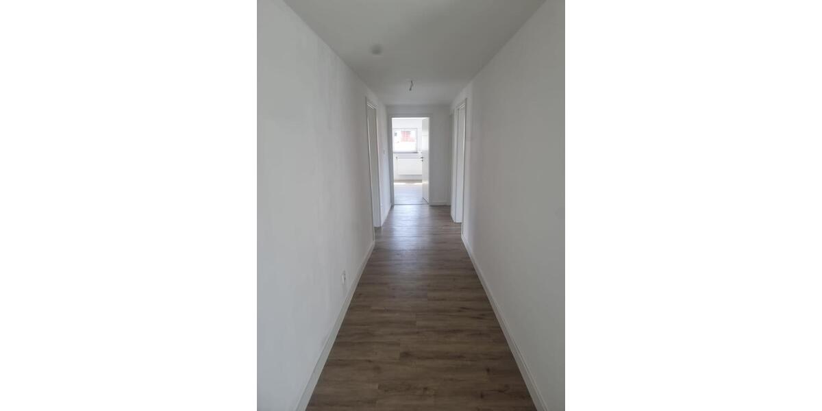 Dachgeschoßwohnung Rüthen - 3 Zimmer, 85 m&sup2;, 650&euro; | Angebot:26383016