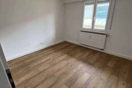 Wohnung Göppingen - 3 Zimmer, 74 m&sup2;, 700&euro; | Angebot:27005003
