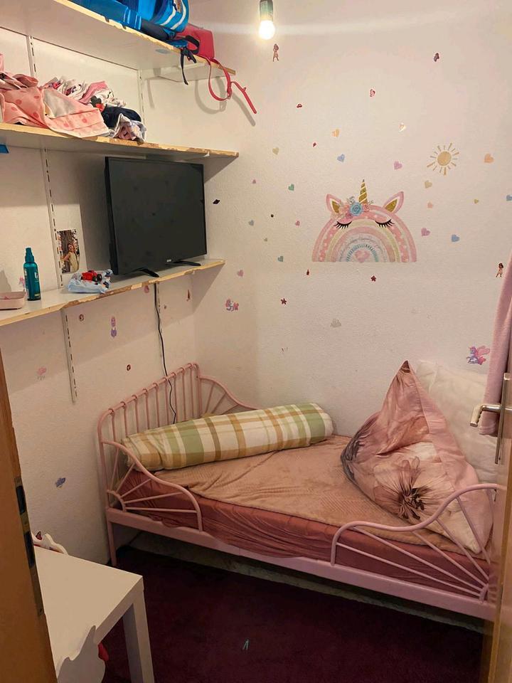 Helle 4-Zimmer-Wohnung mit großem Balkon & Aufzug - 01.11.2025