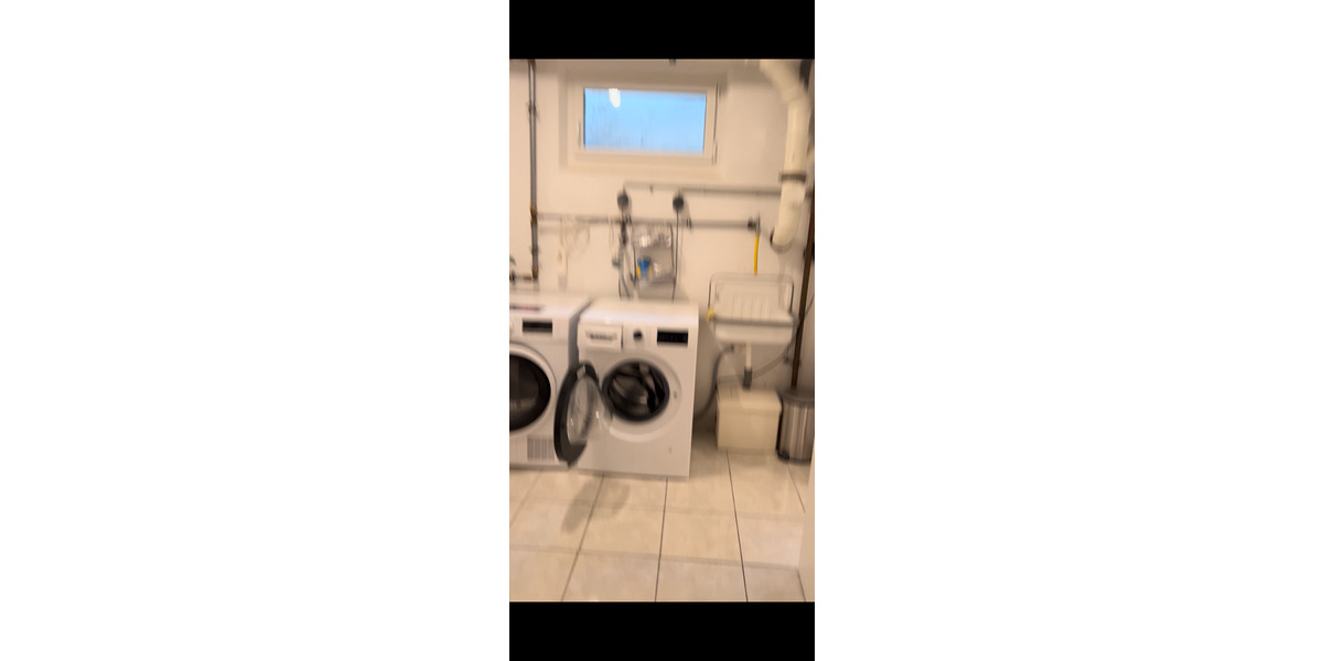 Reihenhaus Hofheim am Taunus - 7 Zimmer, 160 m&sup2;, 3.500&euro; | Angebot:25282043