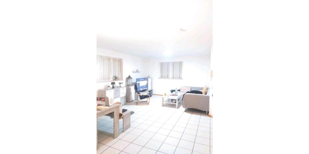Etagenwohnung Köln Kalk - 2 Zimmer, 65 m&sup2;, 800&euro; | Angebot:26549846