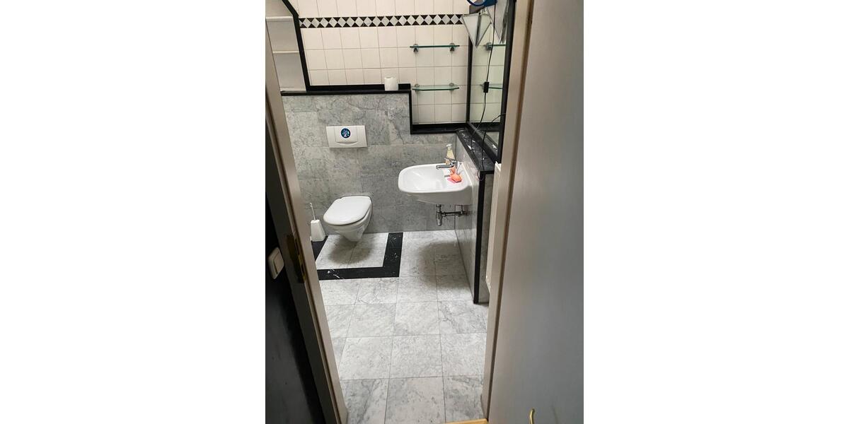 Dachgeschoßwohnung Neumünster - 3 Zimmer, 95 m&sup2;, 850&euro; | Angebot:24564033