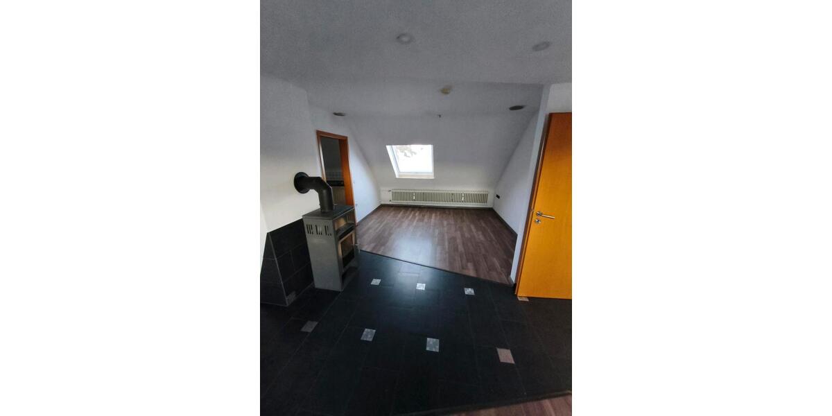 Dachgeschoßwohnung Großhabersdorf - 2 Zimmer, 62 m&sup2;, 850&euro; | Angebot:26039136