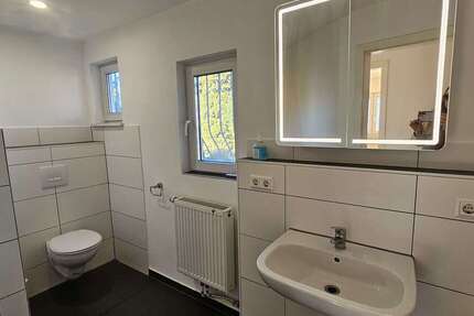 Haus Aalen - 8 Zimmer, 160 m&sup2;, 1.850&euro; | Angebot:23626507