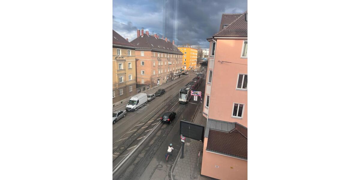 Etagenwohnung Augsburg - 5 Zimmer, 105 m&sup2;, 1.450&euro; | Angebot:24839758