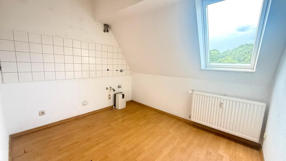 Dachgeschoßwohnung Essen Stadtbezirk VII - 2 Zimmer, 53 m&sup2;, 450&euro; | Angebot:26479405