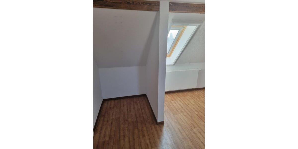 Maisonettenwohnung Gröditz - 3 Zimmer, 69 m&sup2;, 395&euro; | Angebot:25790192