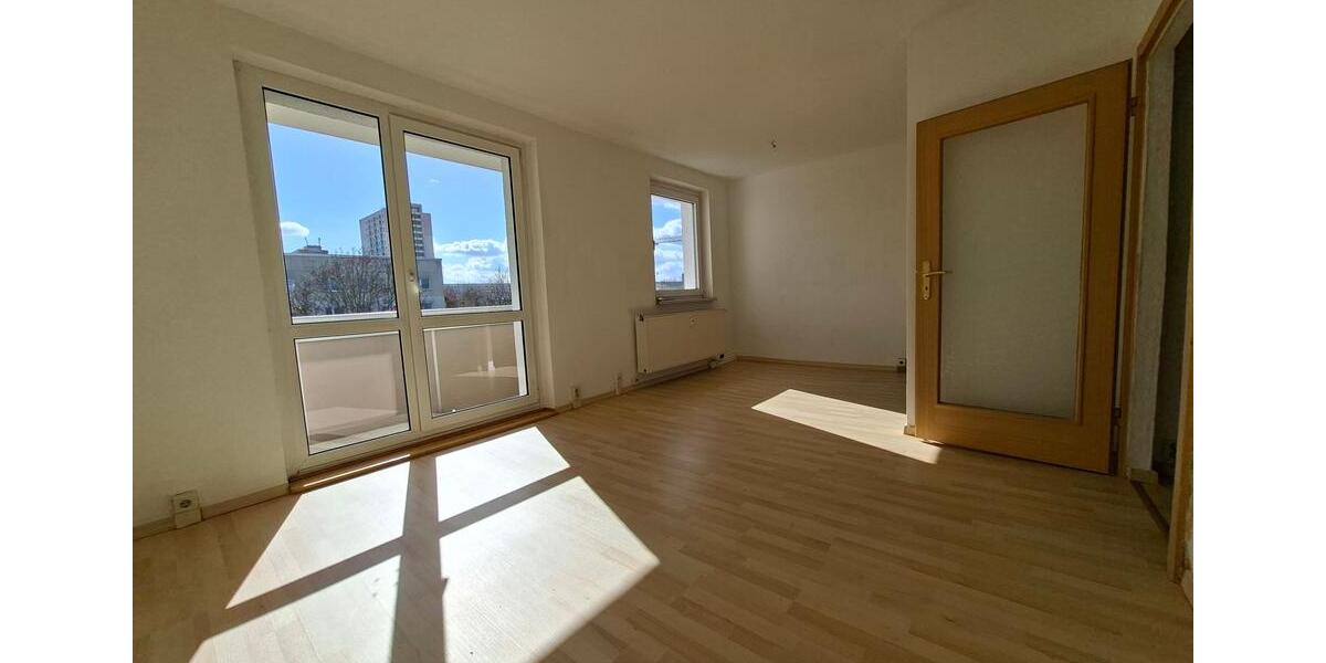 Etagenwohnung Pirna - 3 Zimmer, 58 m&sup2;, 356&euro; | Angebot:26675778