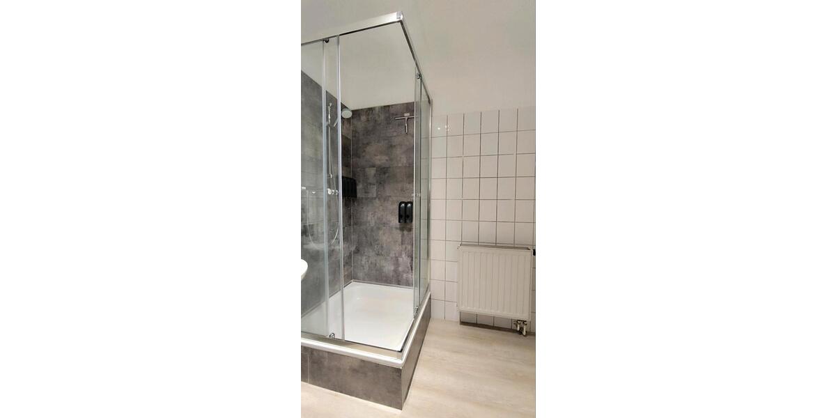 Dachgeschoßwohnung Freiberg - 2 Zimmer, 64 m&sup2;, 480&euro; | Angebot:26448240
