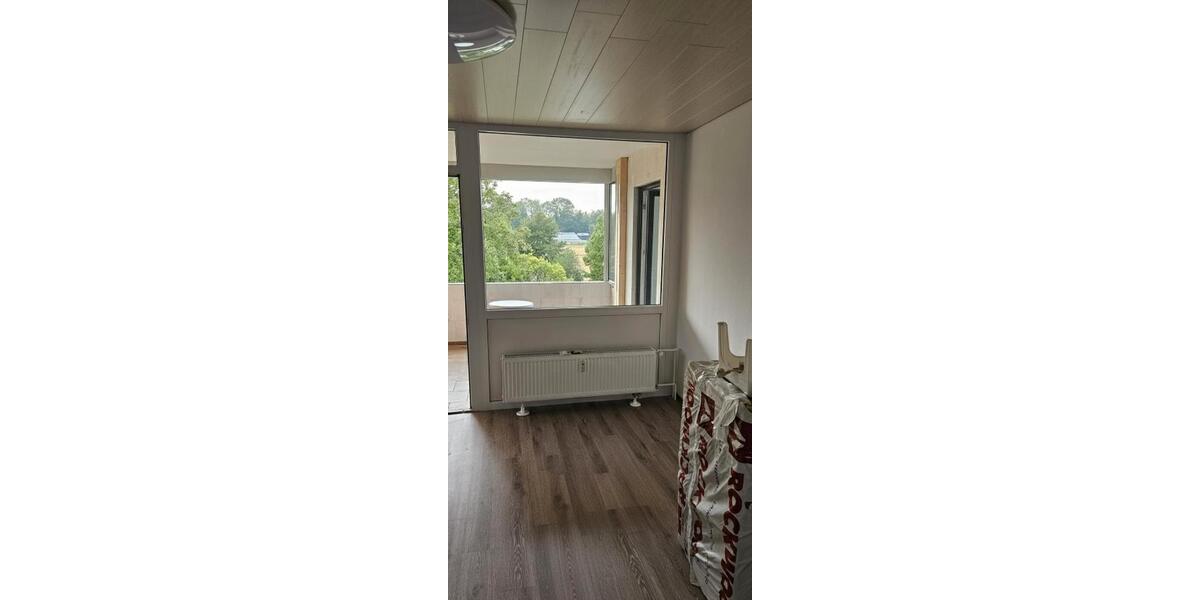 Dachgeschoßwohnung Ribbesbüttel - 2.5 Zimmer, 80 m&sup2;, 650&euro; | Angebot:25173466