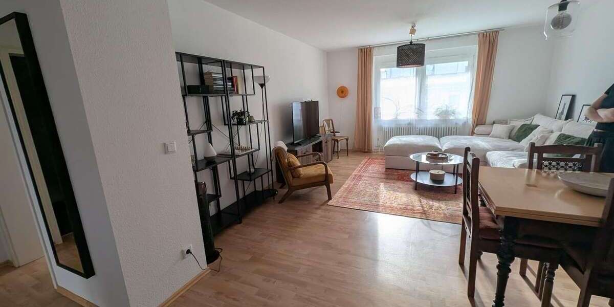 Etagenwohnung Fürth Südstadt - 3 Zimmer, 83 m&sup2;, 1.050&euro; | Angebot:26929027