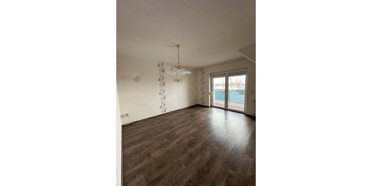 Dachgeschoßwohnung Wittmund - 3 Zimmer, 67 m&sup2;, 680&euro; | Angebot:25012483