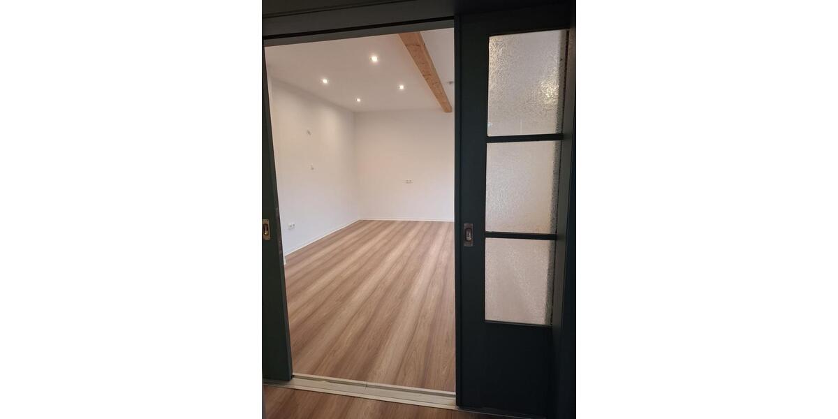 Erdgeschoßwohnung Cölbe - 3 Zimmer, 100 m&sup2;, 990&euro; | Angebot:25899310