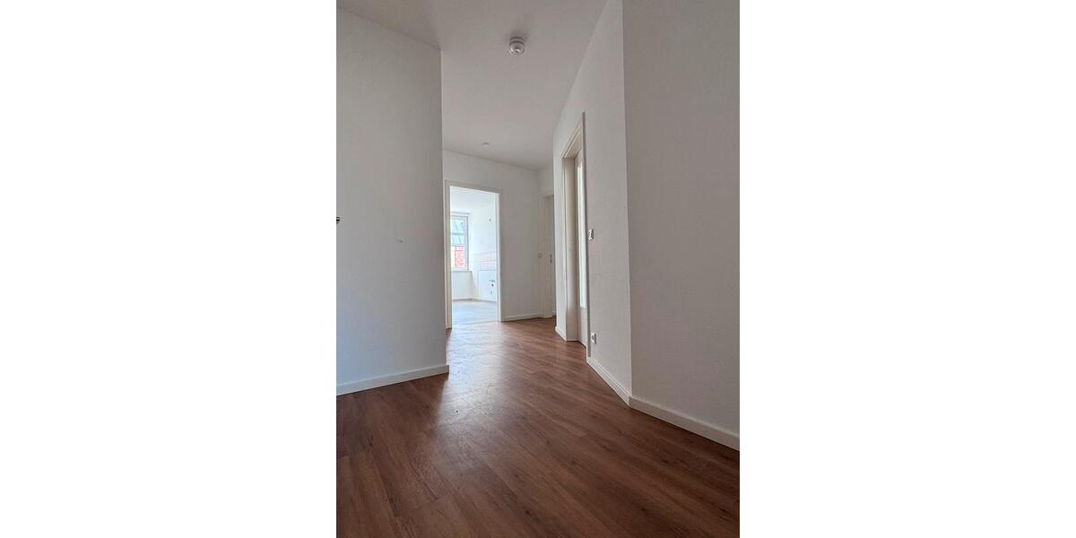 Dachgeschoßwohnung Schwerin - 3 Zimmer, 97 m&sup2;, 970&euro; | Angebot:25962486