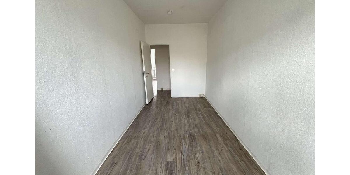 Etagenwohnung Grimma - 3 Zimmer, 61 m&sup2;, 336&euro; | Angebot:25991290