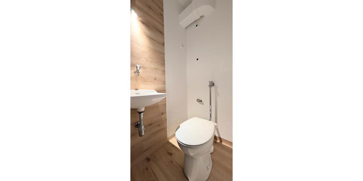 Etagenwohnung Bayreuth Altstadt - 3 Zimmer, 100 m&sup2;, 1.050&euro; | Angebot:24726845