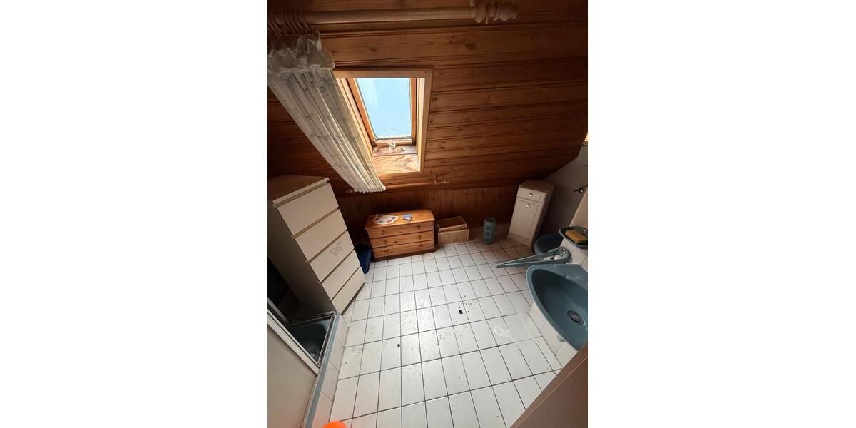 Etagenwohnung Homberg (Ohm) - 6 Zimmer, 158 m&sup2;, 1.400&euro; | Angebot:24653688