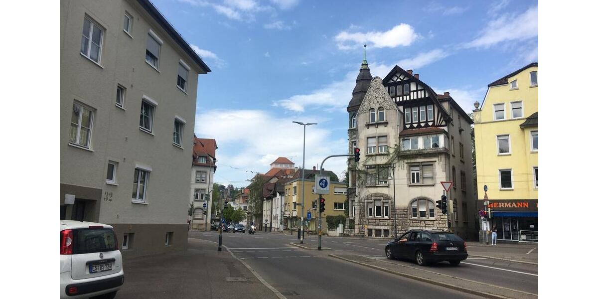 Dachgeschoßwohnung Esslingen am Neckar - 2 Zimmer, 49 m&sup2;, 900&euro; | Angebot:24612224