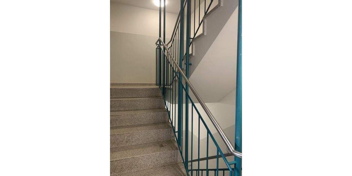 Etagenwohnung Altenburg Altenburg - 3 Zimmer, 110 m&sup2;, 720&euro; | Angebot:25836513