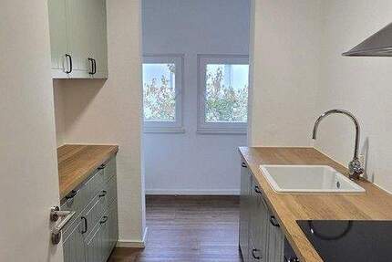 1 Zimmer in 3er Wohngemeinschaft in Stuttgart, Vollmöbliert Neu + EBK, 1 zimmer