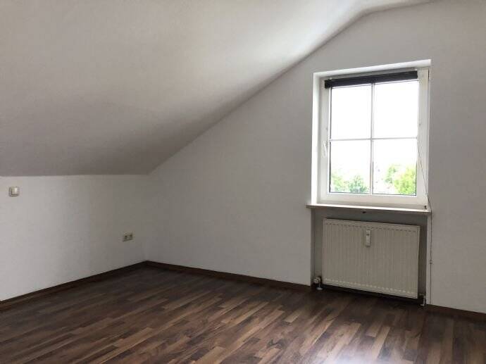 Etagenwohnung Wallersdorf - 3 Zimmer, 59 m&sup2;, 495&euro; | Angebot:24810662