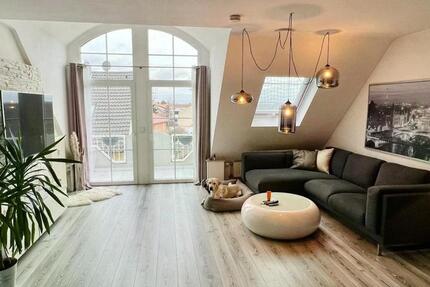 Wunderschöne 2-Zimmer-Wohnung mit Balkon & EBK 2 zimmer