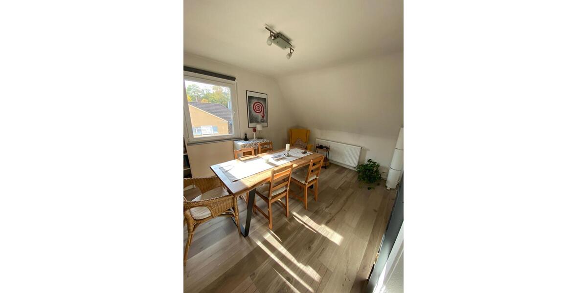 Dachgeschoßwohnung Gießen Schlangenzahl - 2.5 Zimmer, 67 m&sup2;, 840&euro; | Angebot:26611126