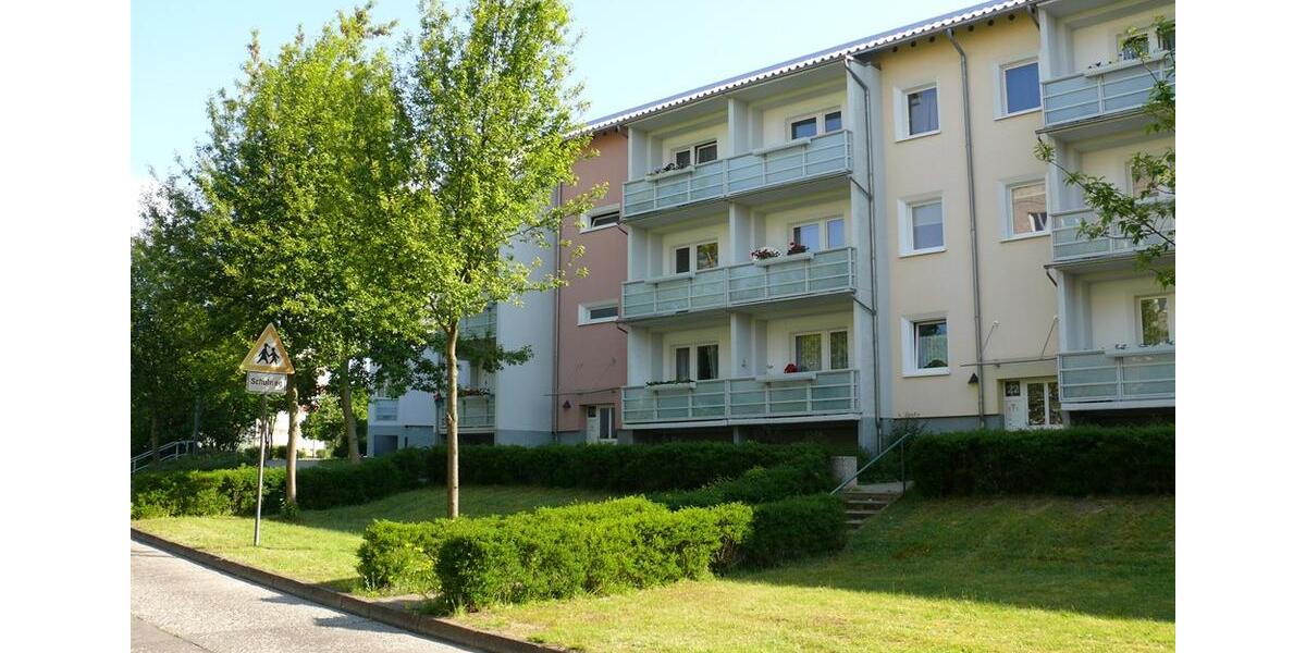 Etagenwohnung Neustrelitz - 1 Zimmer, 26 m&sup2;, 195&euro; | Angebot:25871661