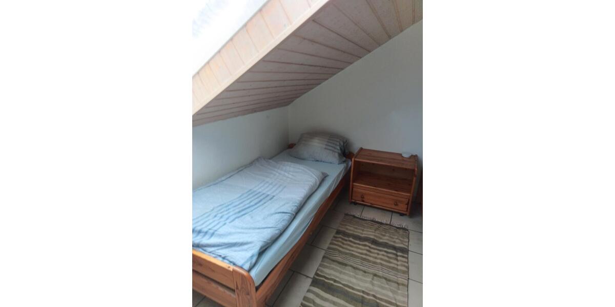 Dachgeschoßwohnung Hilchenbach - 3 Zimmer, 60 m&sup2;, 480&euro; | Angebot:26270976