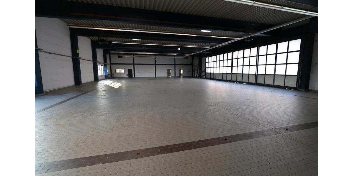 Gewerbeobjekt Baunatal - 2.600&euro; | Angebot:25094448