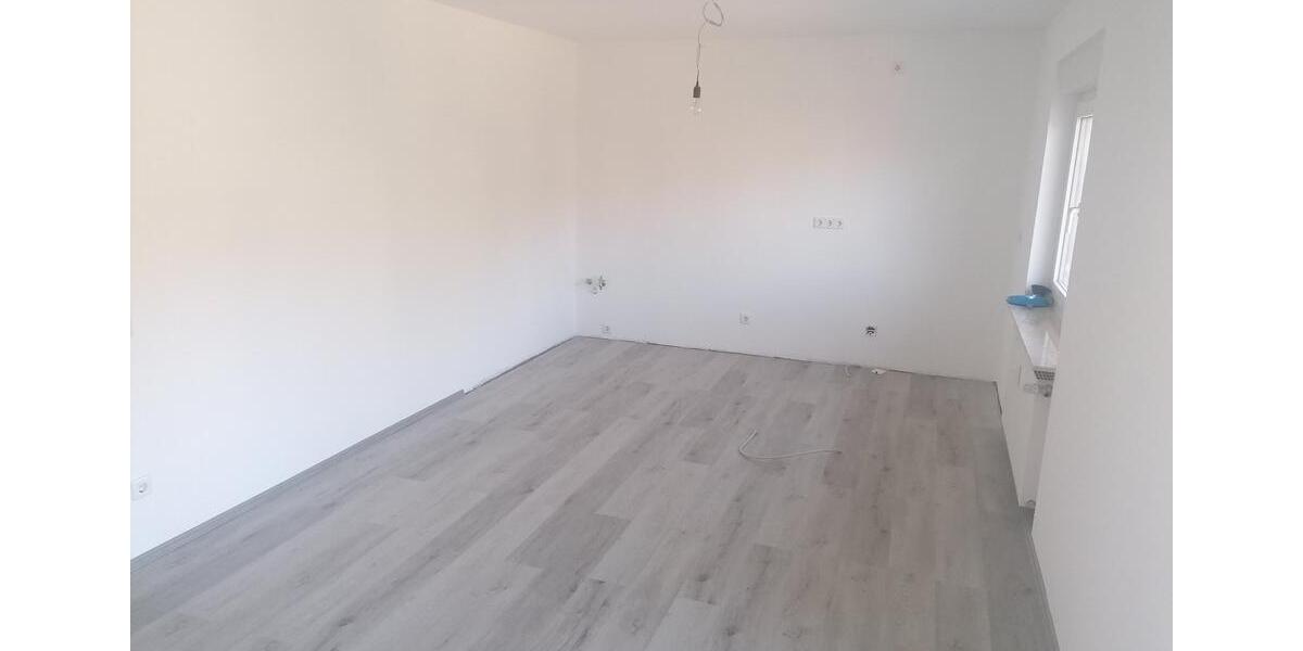 Dachgeschoßwohnung Wald-Michelbach Michelbach - 5.5 Zimmer, 118 m&sup2;, 970&euro; | Angebot:25839083