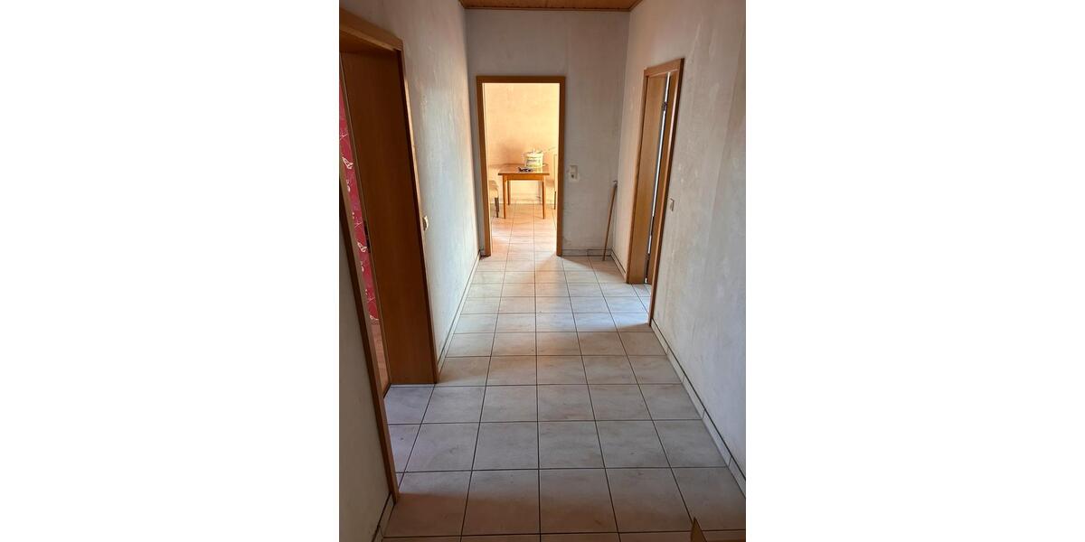 Dachgeschoßwohnung Neidenstein - 4 Zimmer, 82 m&sup2;, 730&euro; | Angebot:25053510