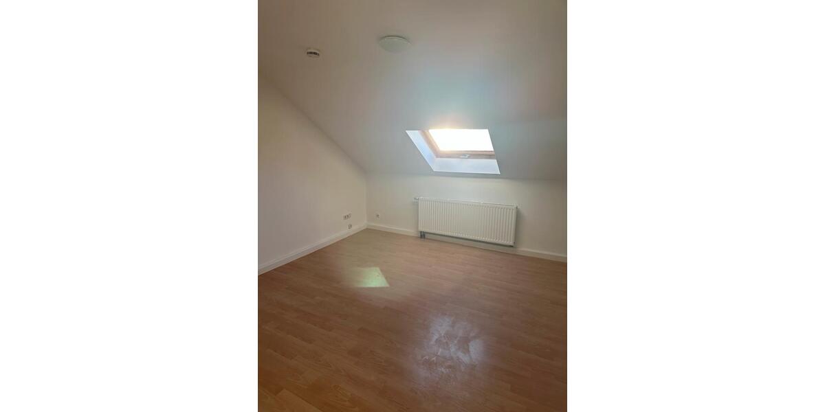 Dachgeschoßwohnung Bad Hönningen - 3 Zimmer, 58 m&sup2;, 550&euro; | Angebot:25300318