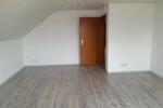 Dachgeschoßwohnung Unterschneidheim - 3 Zimmer, 90 m&sup2;, 890&euro; | Angebot:26415207