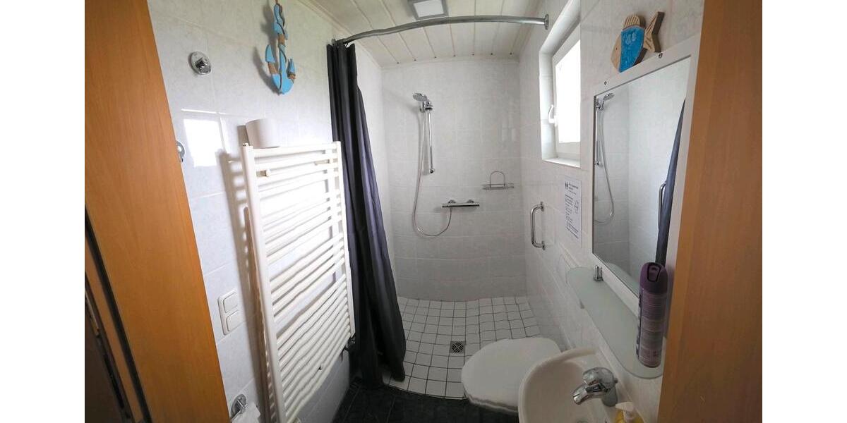 Wohnen auf Zeit Broderstorf - 3 Zimmer, 15 m&sup2;, 25&euro; | Angebot:24447568