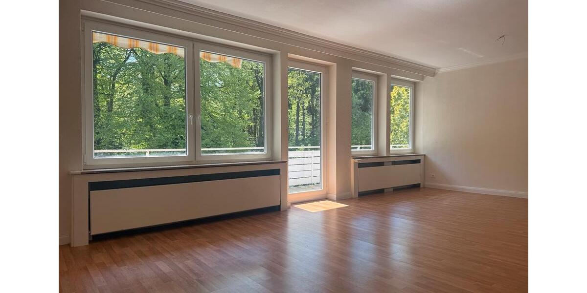 Etagenwohnung Sulingen - 3 Zimmer, 102 m&sup2;, 1.200&euro; | Angebot:26448333