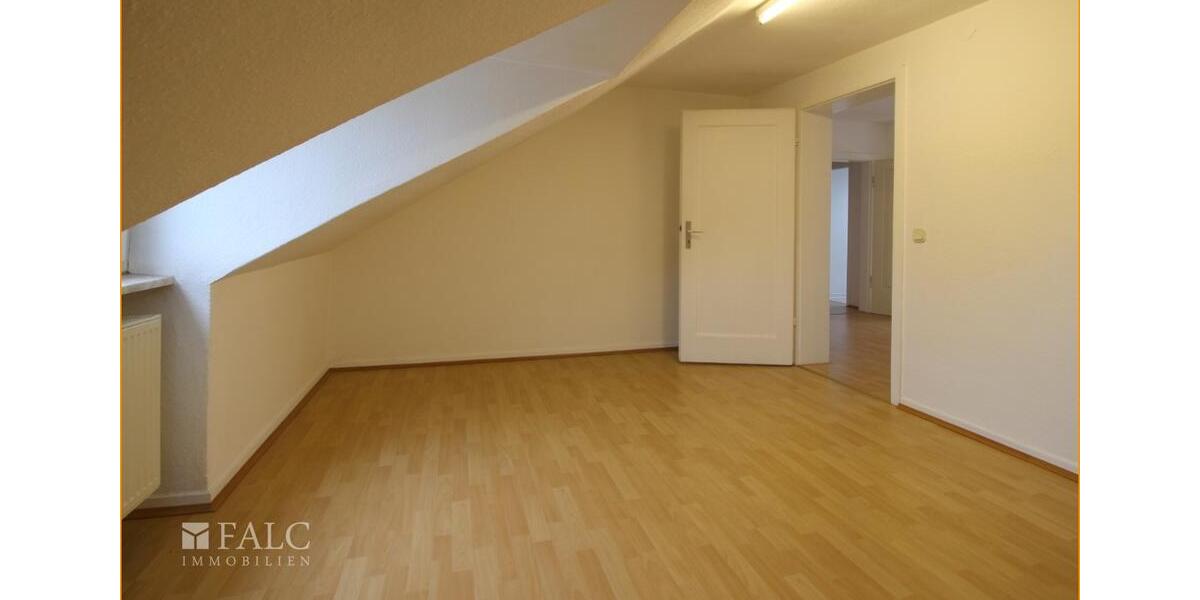Dachgeschoßwohnung Neuwied - 3 Zimmer, 72 m&sup2;, 600&euro; | Angebot:25023676