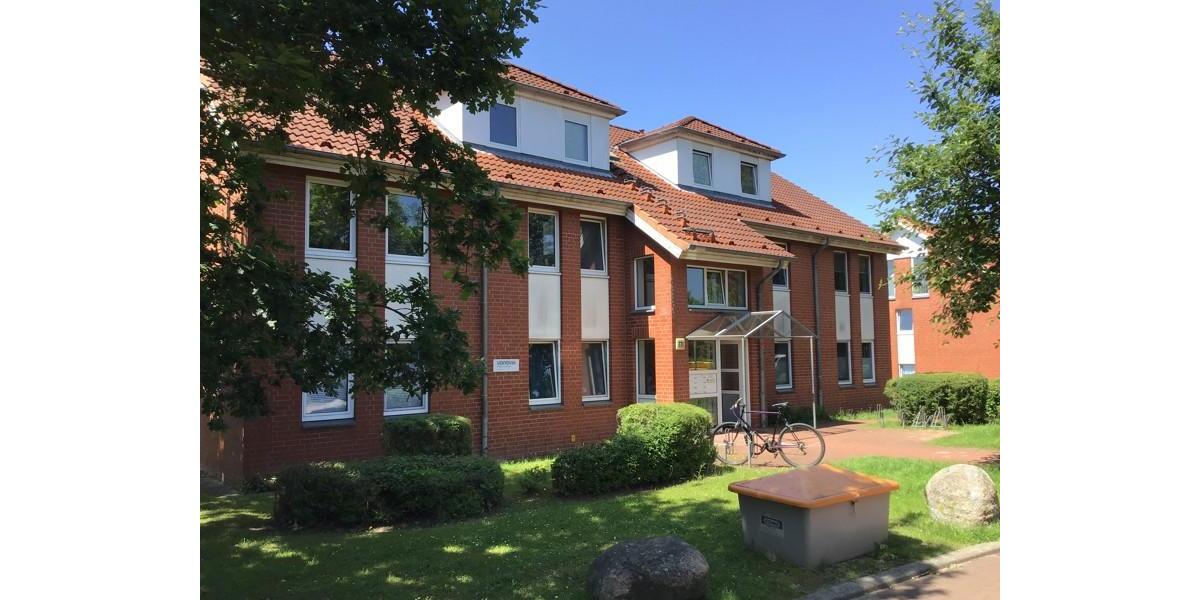Dachgeschoßwohnung Kiel Russee - 3 Zimmer, 74 m&sup2;, 608&euro; | Angebot:23858132