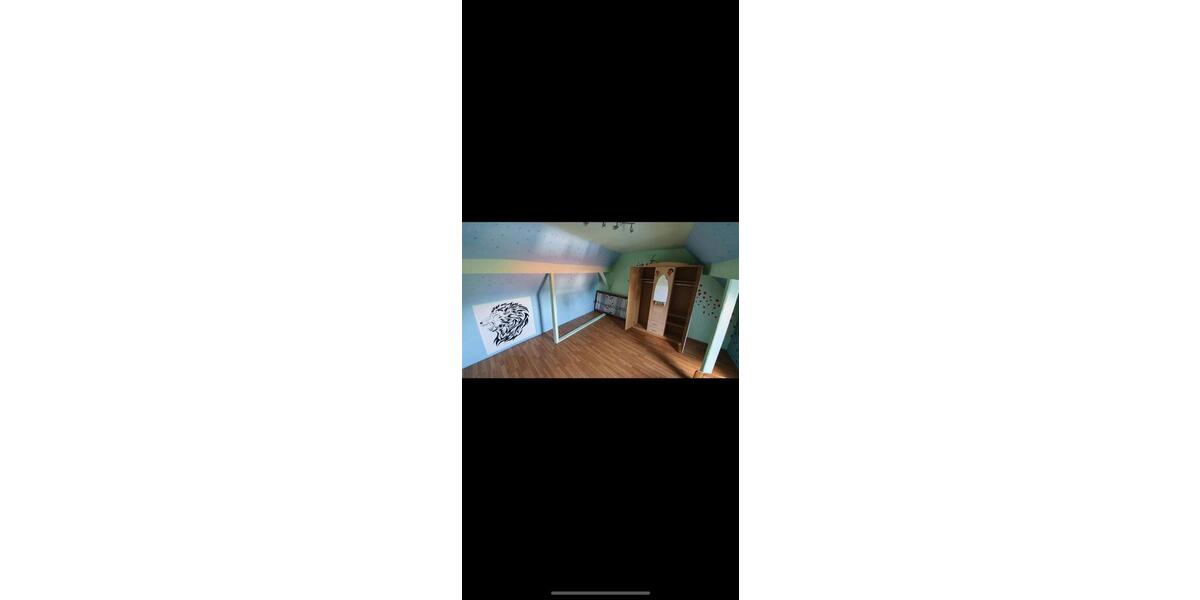 Etagenwohnung Ichenhausen - 3 Zimmer, 80 m&sup2;, 850&euro; | Angebot:26579855
