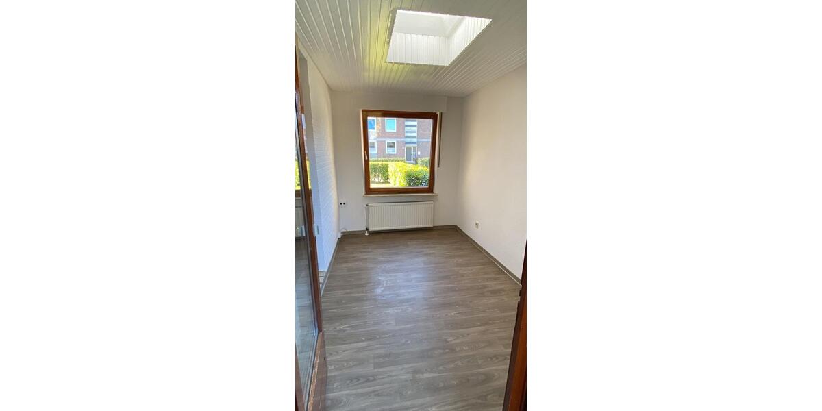 Wohnen auf Zeit Oldenburg Bloherfelde - 1 Zimmer, 20 m&sup2;, 495&euro; | Angebot:26340708
