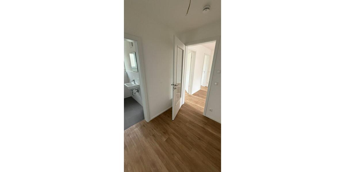 Etagenwohnung Amberg - 4 Zimmer, 112 m&sup2;, 1.341&euro; | Angebot:26351389