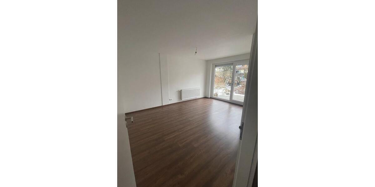 Erdgeschoßwohnung Villingen-Schwenningen Schwenningen - 2 Zimmer, 60 m&sup2;, 800&euro; | Angebot:25234595