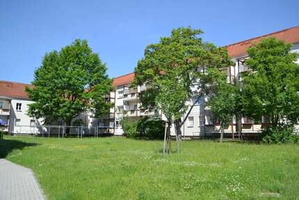 Wohnung Schwarze Pumpe Schwarze Pumpe - 3 Zimmer, 75 m&sup2;, 414&euro; | Angebot:25914945