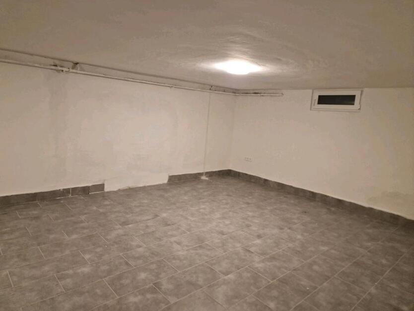 2 Zimmerwohnung zum vermieten zimmer